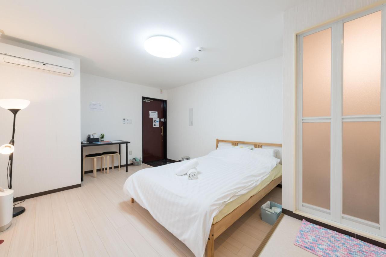 Metro Hanazonocho Hotel